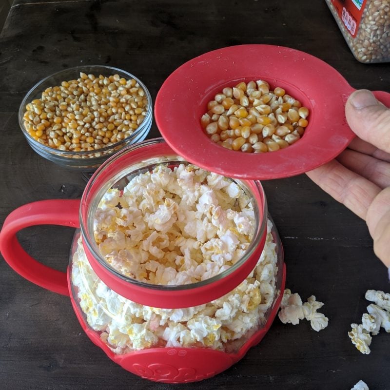 Making Popcorn With The Ecolution Micro-Pop Popcorn Microwave Popper 