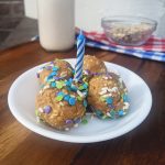 Protein ball on wood 1200x1200