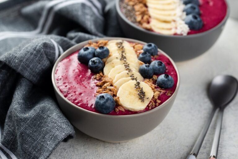 Simple Steps to Make a Smoothie Bowl