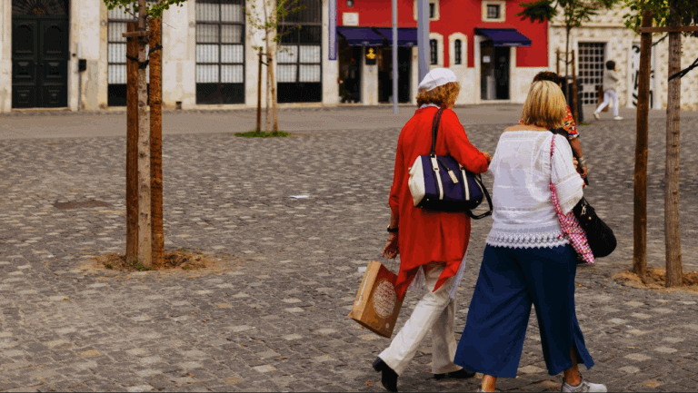 7 Everyday European Physical Habits That Americans Might Not Expect